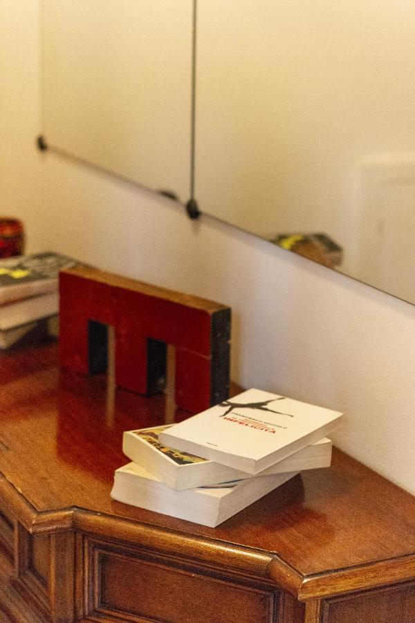 Cavour Suite - Smart Holiday Mantova Luaran gambar